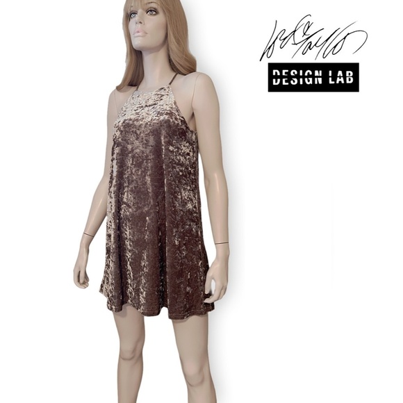 DESIGN LAB Lord & Taylor Dress Cocktail Party Stretch Crushed Velvet Sleeveless - Picture 1 of 16